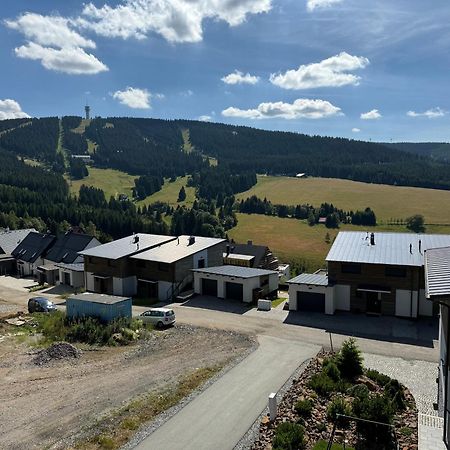 Apartmany Horizont Loučná pod Klínovcem 外观 照片